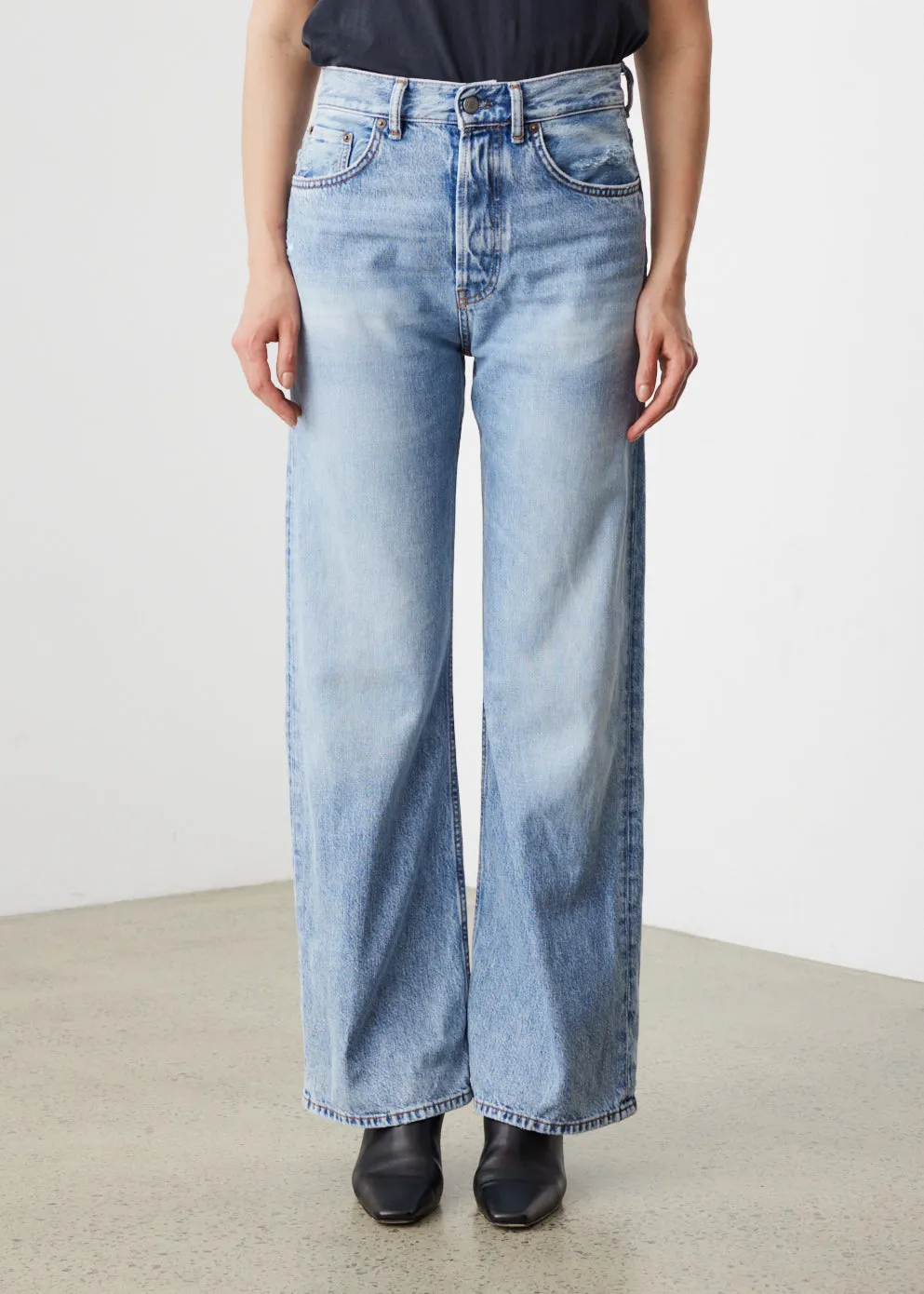 2021F Loose Fit Jeans