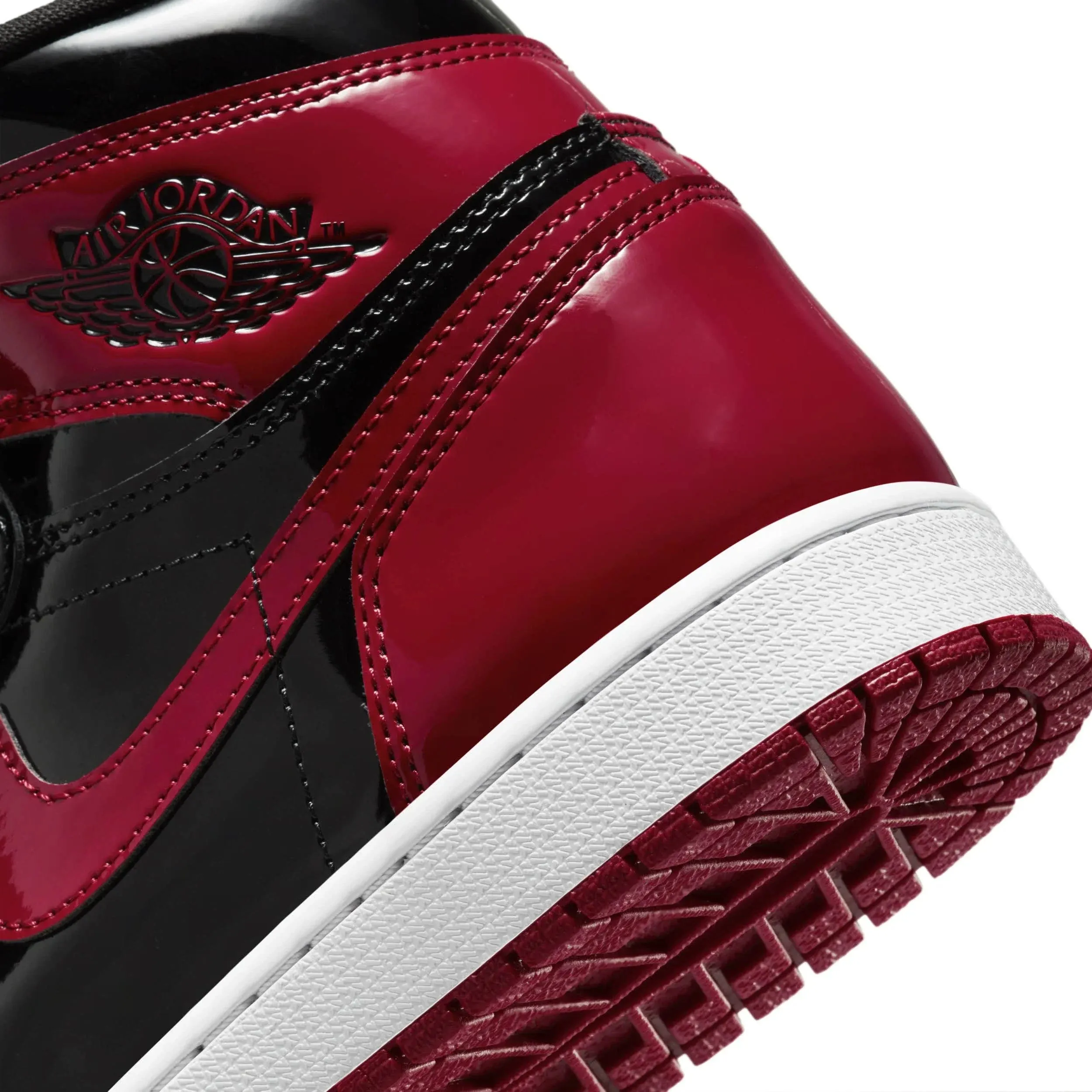 Air Jordan 1 High “Patent Bred” Sale