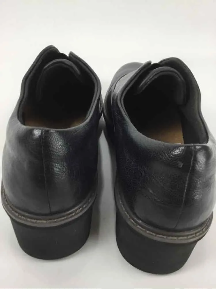 Clarks Women Size 10 Black NWT Leather Loafers