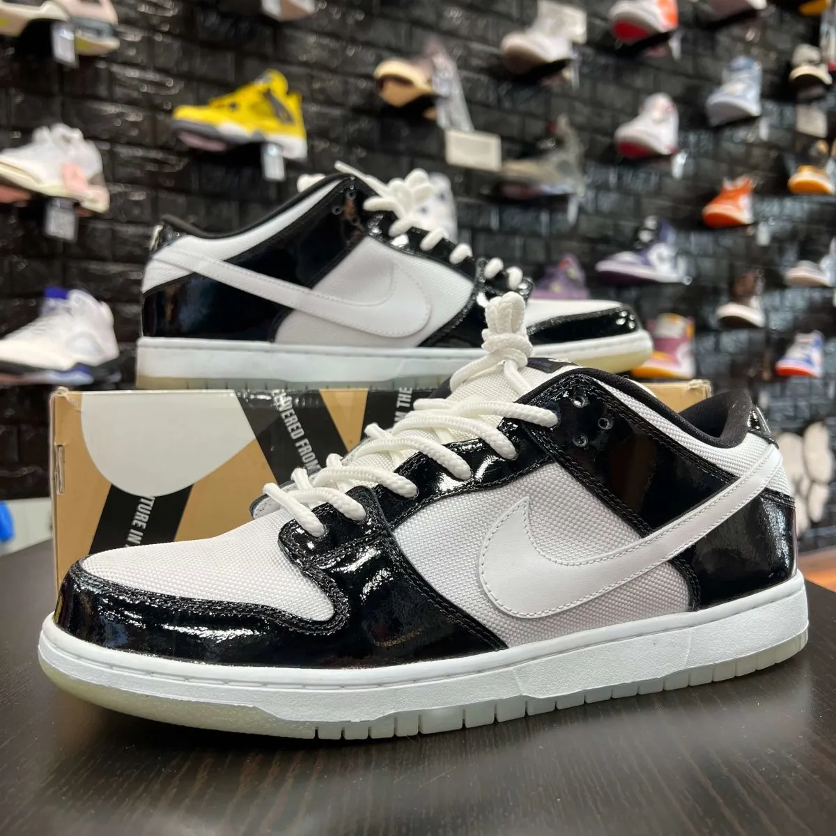 Dunk Low Pro SB Dunk 'Concord' - Gently Enjoyed (Used) Men 12