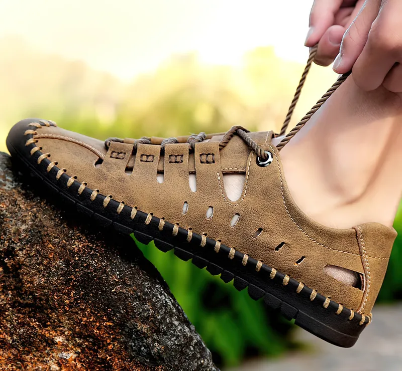 Lace-Up Leather Soft Sandals / Men's Outdoor Water Shoes - SF1085