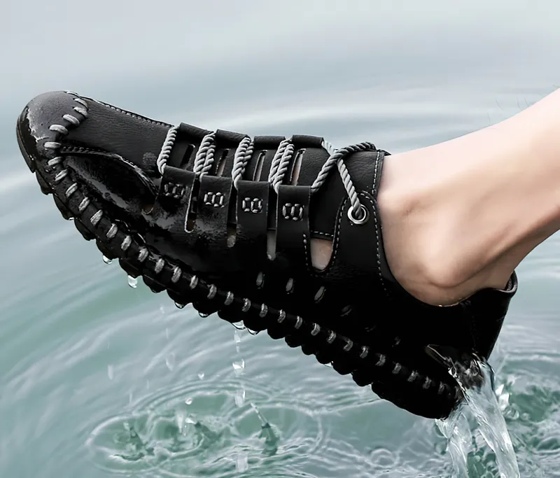 Lace-Up Leather Soft Sandals / Men's Outdoor Water Shoes - SF1085