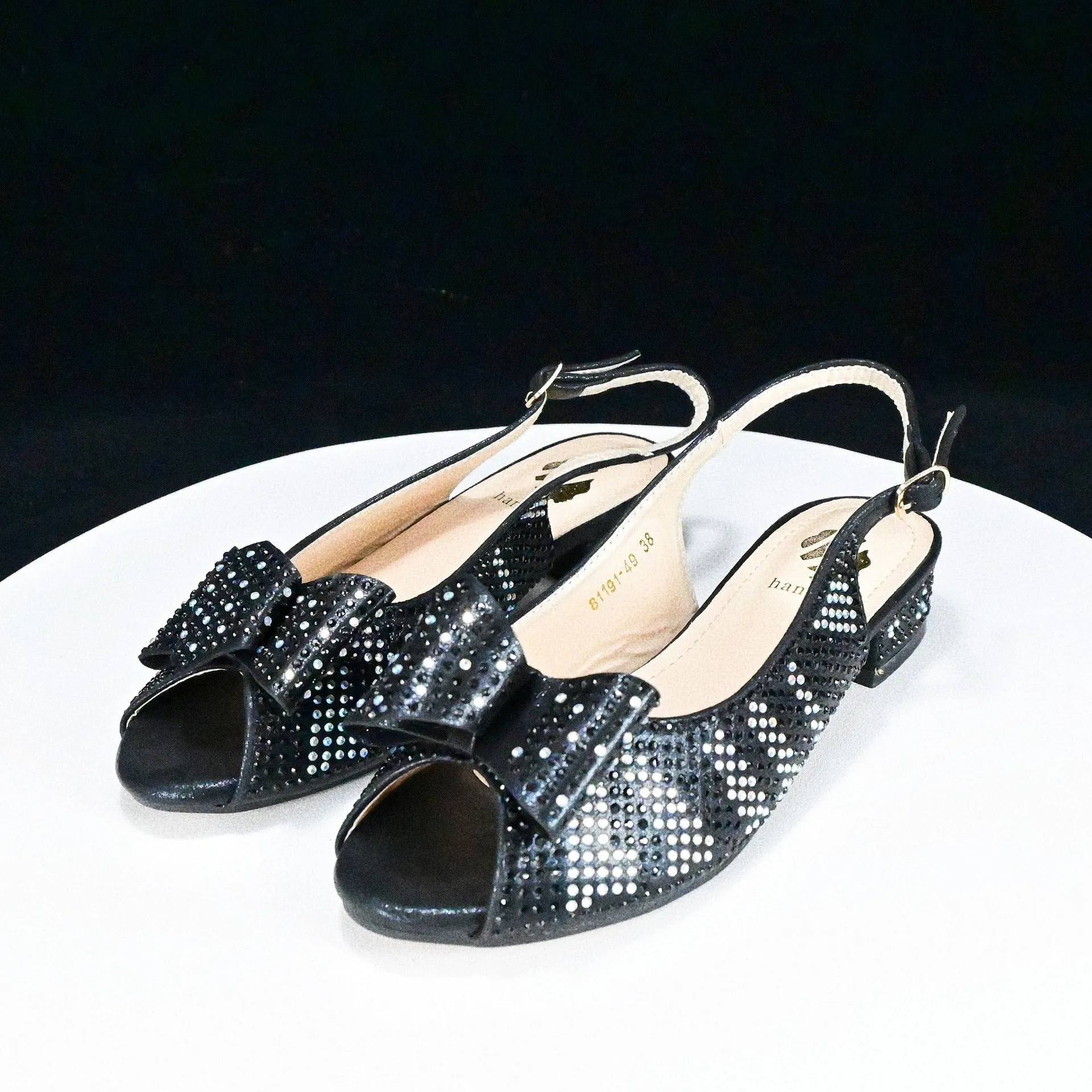 Low-Heeled Casual Daily Sandals With Handle Clutch Bag, Rhinestones Women Shoes Bag Set ,Beautiful Party Shoe Bag Set, Rhinestone Decoration Women’s Shoe Bag Set WL 21400