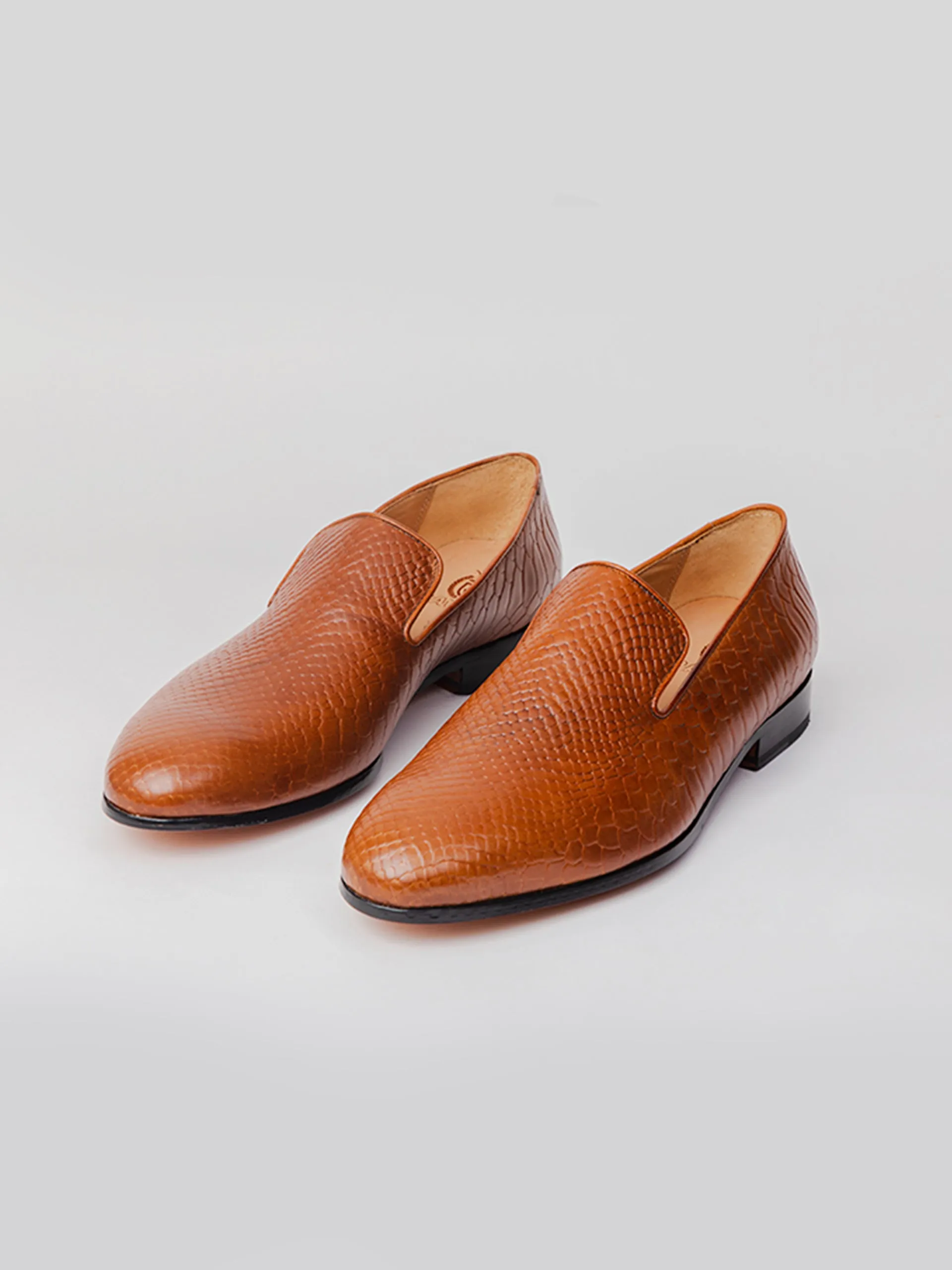 Murano Embossed Loafer - Medium Brown