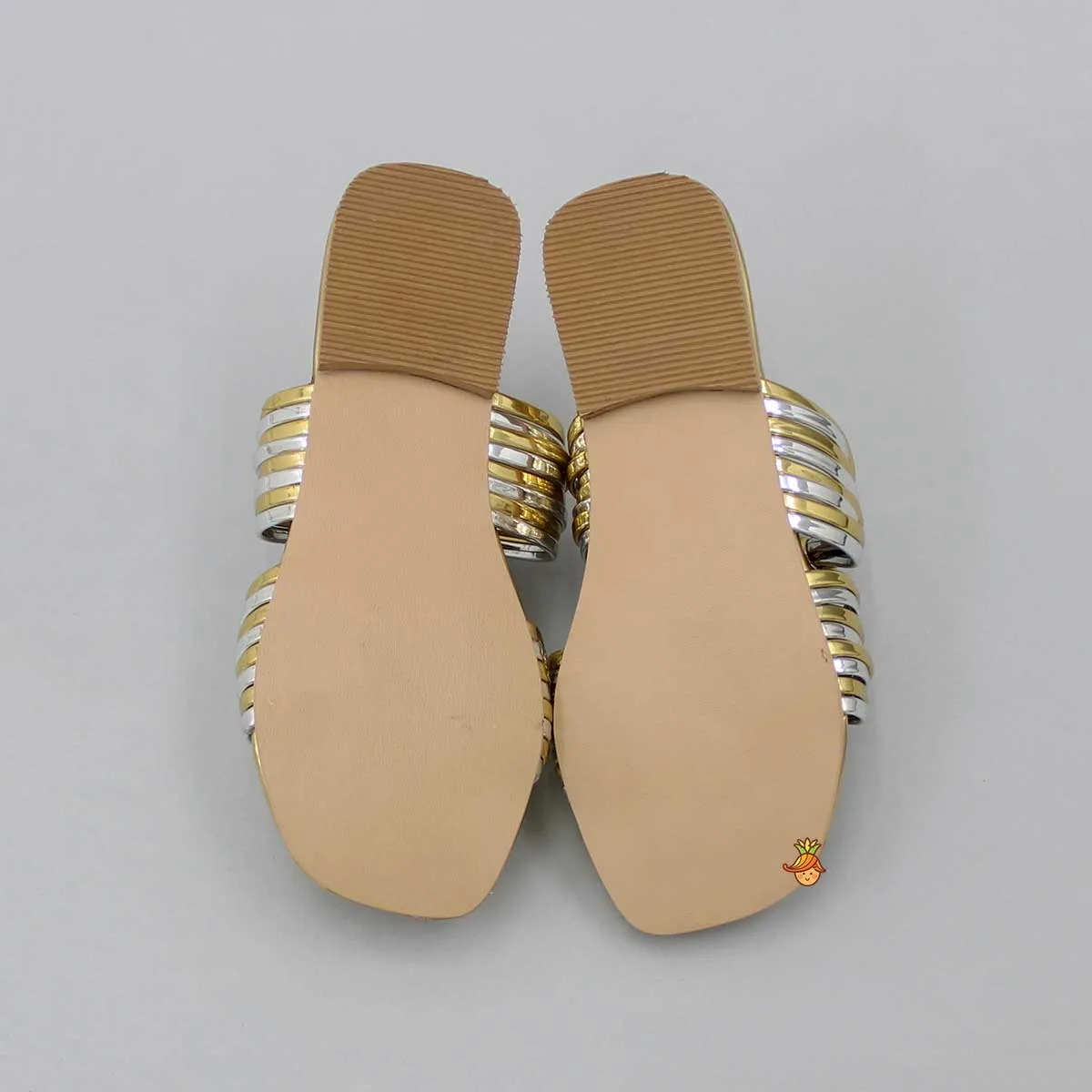 Stylish Dual Tone Knotted Flats