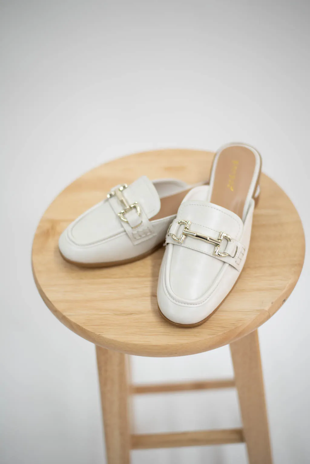 Walking Proud Open Off White Back Loafer